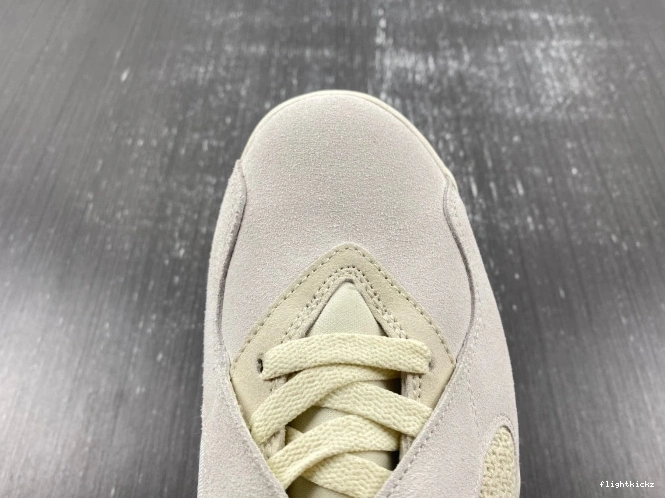 Mi and SoleFly Family Casa FJ2850-107 Es (Friends Su Box) Special Jordan Casa Retro 8 0929